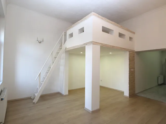 Eladó lakás Budapest VIII. kerület, Századosnegyed 55 nm