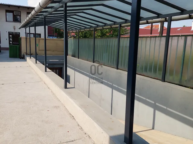 Kiadó kereskedelmi és ipari ingatlan Budapest XX. kerület 150 nm