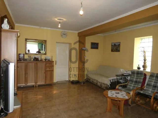 Eladó ház Szigetbecse 123 nm