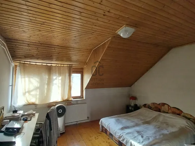 Eladó ház Budapest XVI. kerület, Rákosszentmihály 210 nm