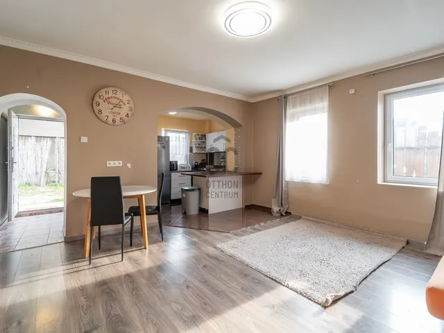 Eladó ház Pécel 53 nm