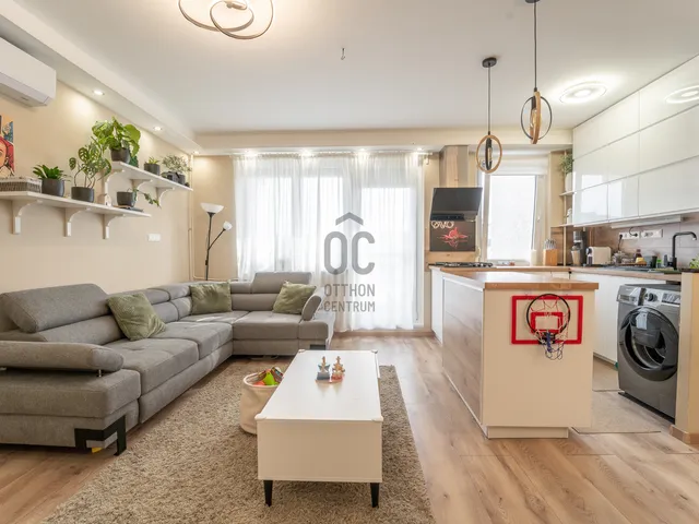 Eladó lakás Budapest XVII. kerület, Rákoskeresztúr 74 nm