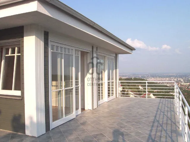 Kiadó ház Budapest XII. kerület 350 nm