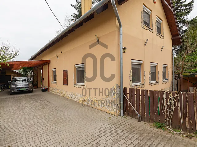 Eladó ház Üllő 200 nm