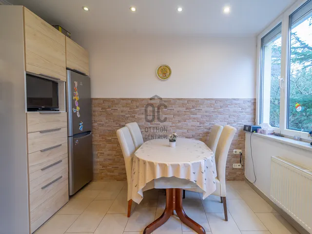 Eladó lakás Budapest XII. kerület, Kissvábhegy 98 nm