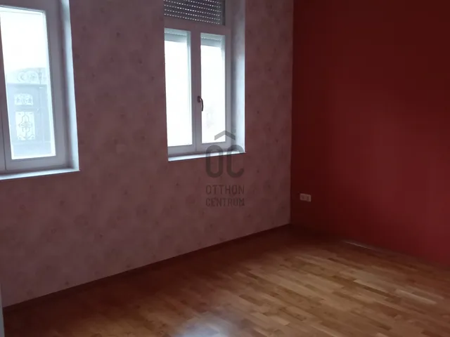Eladó ház Székesfehérvár, Belváros, Martinovics utca 249 nm