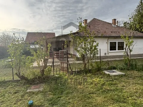 Eladó ház Budapest XVII. kerület, Rákoshegy 87 nm