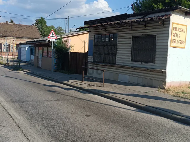 Eladó kereskedelmi és ipari ingatlan Budapest XV. kerület, Rákospalota 190 nm