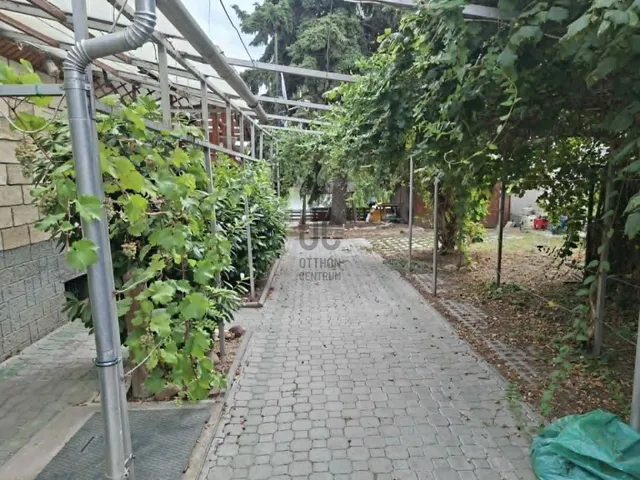 Eladó nyaraló Szigetszentmiklós 42 nm