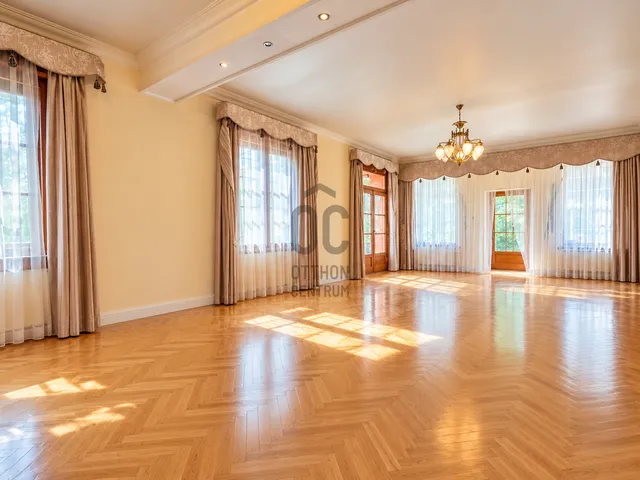 Eladó lakás Budapest XII. kerület, Kútvölgy 177 nm