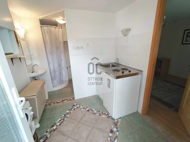 Kiadó lakás Szeged, Petőfitelep 25 nm