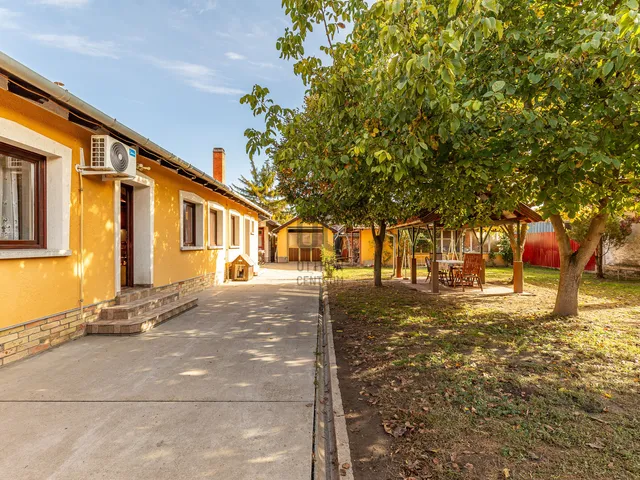 Eladó ház Szeged, Kiskundorozsma 115 nm