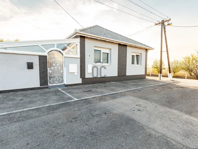 Eladó ház Ferencszállás 210 nm