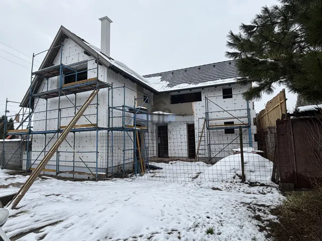 Eladó ház Szeged, Szőreg 151 nm