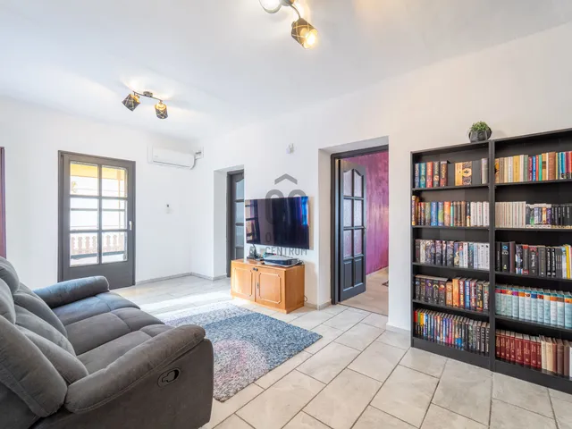 Eladó ház Üllés 114 nm