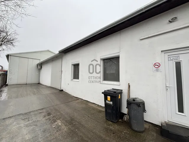 Eladó kereskedelmi és ipari ingatlan Szeged, Iparváros 275 nm