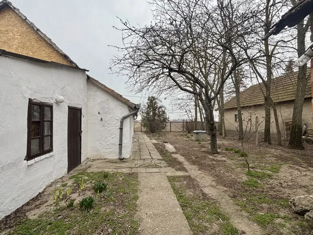 Eladó ház Zsombó 55 nm