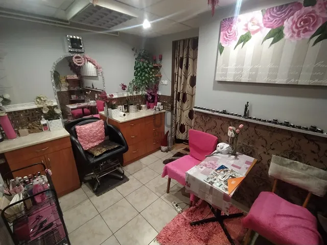 Eladó kereskedelmi és ipari ingatlan Szeged, Tarján 17 nm