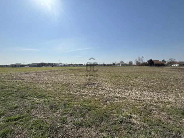 Eladó telek Zsombó 1548 nm