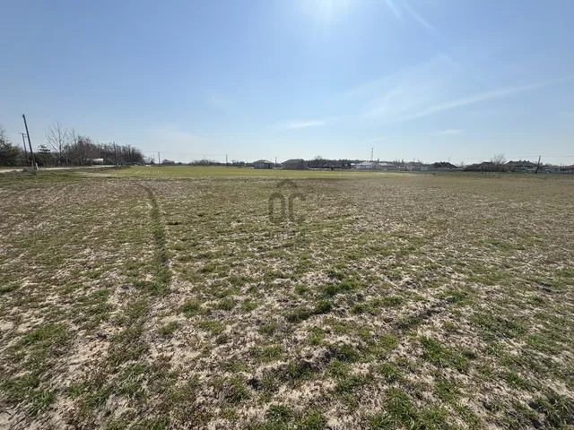 Eladó telek Zsombó 1548 nm