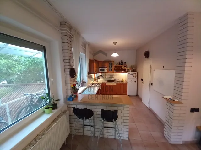 Eladó ház Isaszeg 140 nm