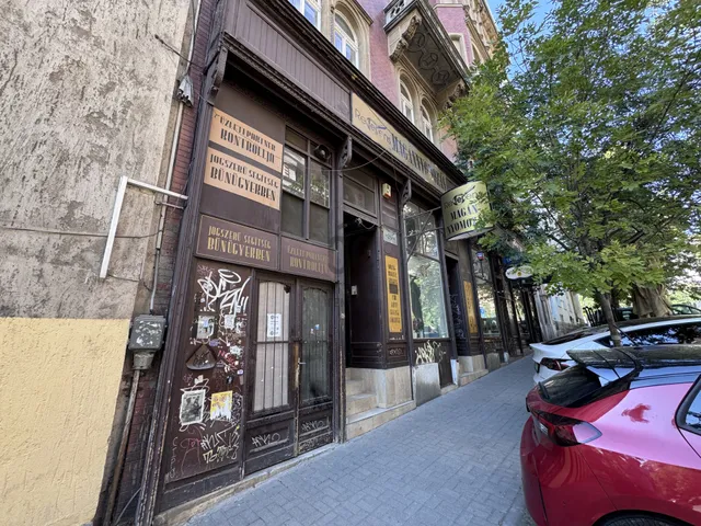 Kiadó kereskedelmi és ipari ingatlan Budapest XI. kerület, Lágymányos 128 nm