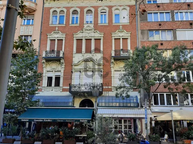 Eladó lakás Budapest VI. kerület 71 nm