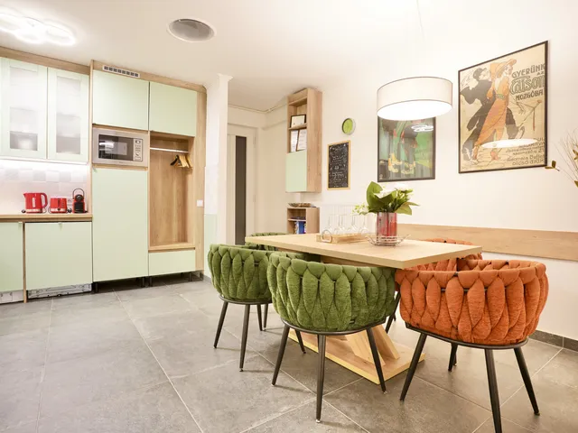 Eladó lakás Budapest VI. kerület, Nagykörúton belüli terület 75 nm