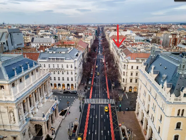 Eladó lakás Budapest VI. kerület 136 nm