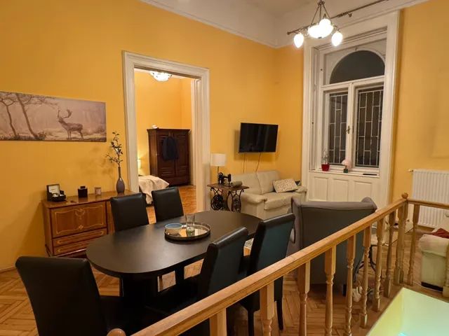Eladó lakás Budapest VI. kerület, Nagykörúton kívüli terület 144 nm