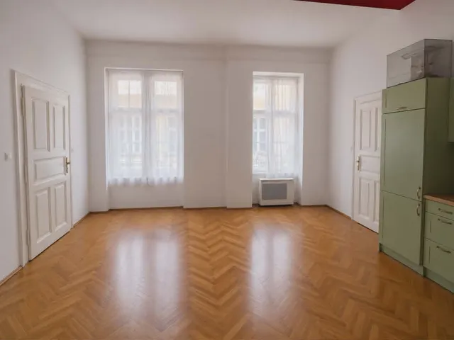 Eladó lakás Budapest VI. kerület, Nagykörúton kívüli terület, Aradi utca 67 nm