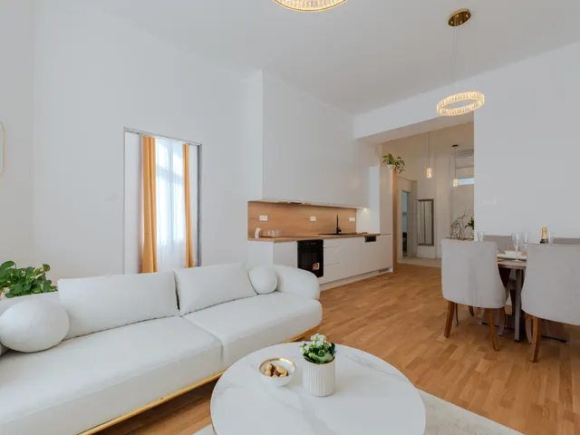 Eladó lakás Budapest I. kerület, Víziváros I. ker., Mária tér 64 nm
