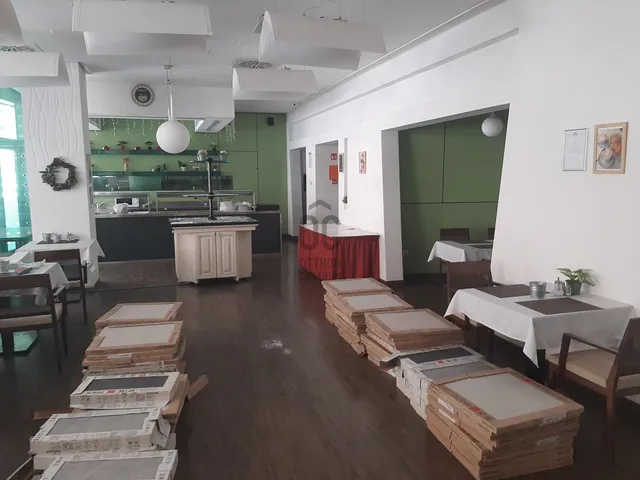 Kiadó kereskedelmi és ipari ingatlan Budapest VI. kerület 204 nm