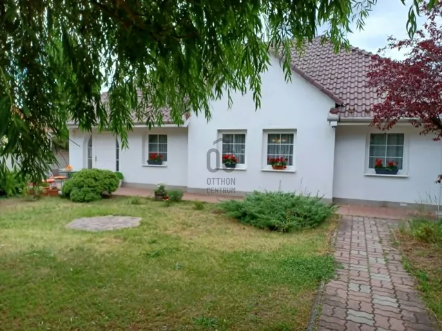 Eladó ház Gödöllő 182 nm