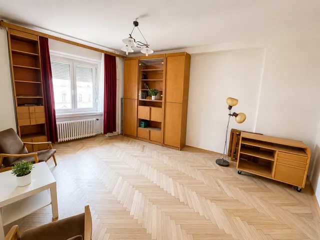 Eladó lakás Budapest VII. kerület, Belső-Erzsébetváros, Erzsébet körút 33 nm