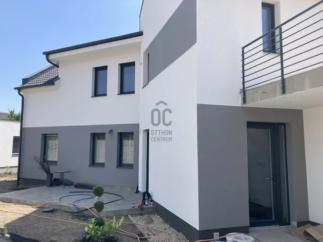 Eladó lakás Kecskemét, Belváros 98 nm
