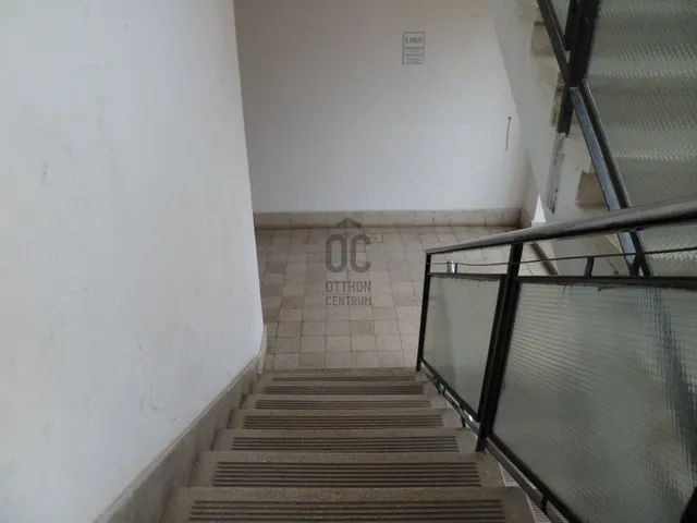 Eladó lakás Kecskemét, Hunyadiváros 54 nm