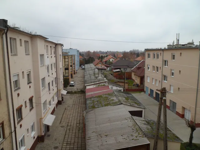Eladó lakás Kecskemét, Hunyadiváros 54 nm
