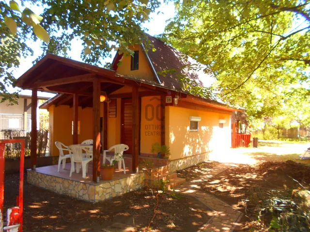 Eladó ház Lakitelek 30 nm