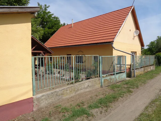 Eladó ház Kiskunfélegyháza 90 nm
