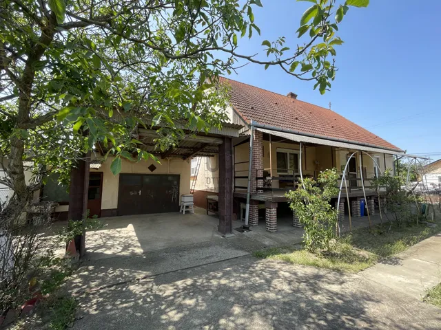 Eladó ház Kecskemét, Hetényegyháza 83 nm