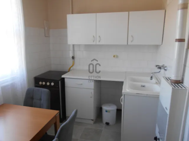 Kiadó lakás Kecskemét, Széchenyiváros 72 nm