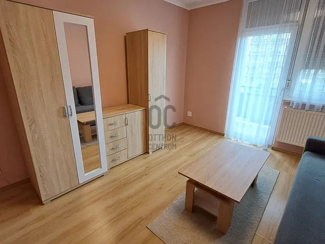 Eladó lakás Kecskemét, Belváros, Petőfi Sándor utca 47 nm