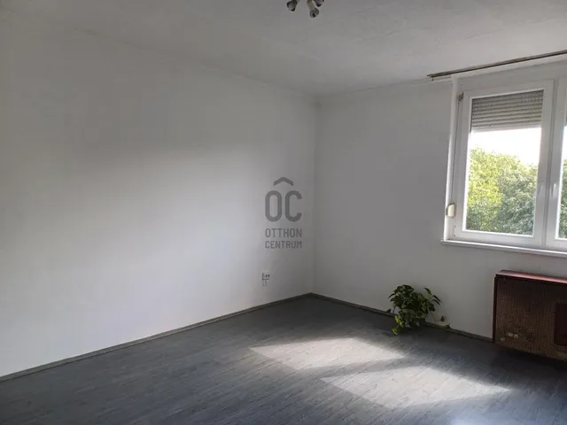 Eladó lakás Kecskemét, Széchenyiváros 27 nm