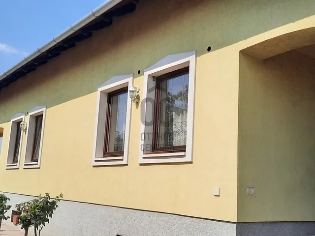 Eladó ház Lakitelek 227 nm