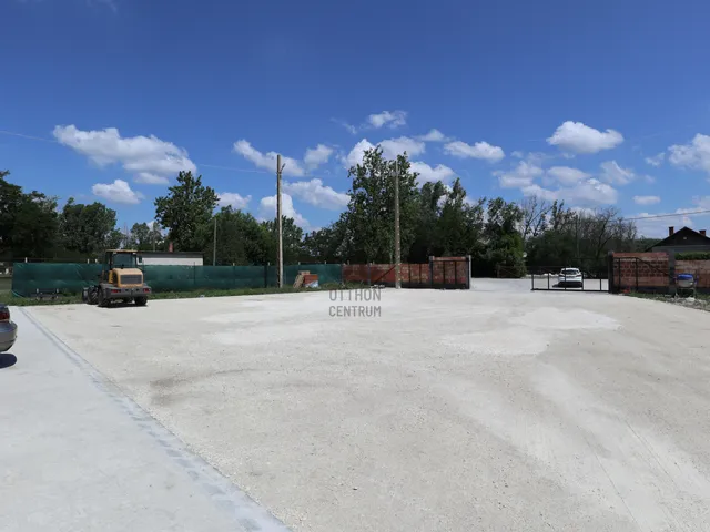 Kiadó kereskedelmi és ipari ingatlan Tiszakécske 643 nm