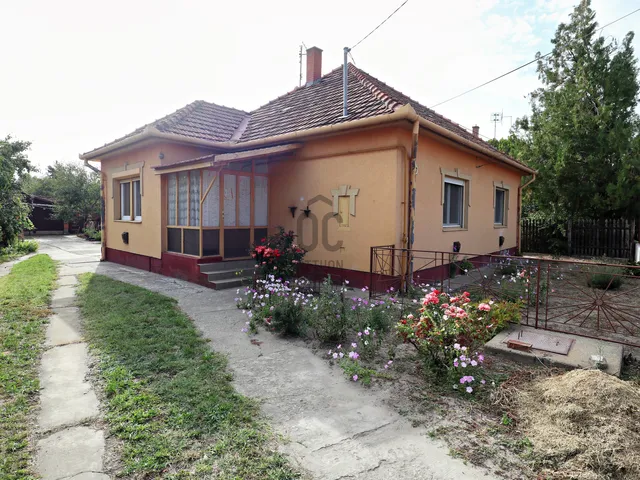 Eladó ház Kecskemét, Műkertváros 80 nm