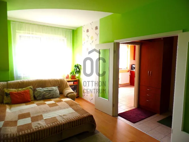 Eladó lakás Kecskemét, Hollandfalu, Szent-Györgyi Albert utca 37 nm
