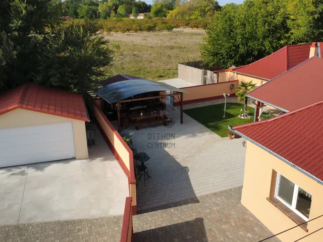 Eladó ház Tabdi 162 nm