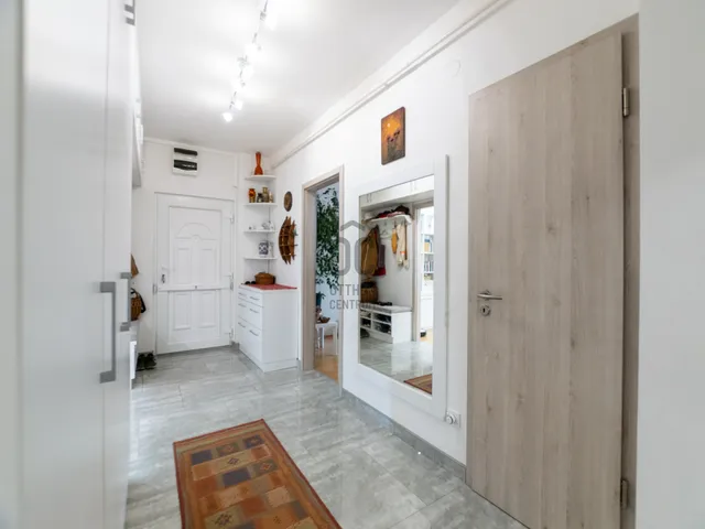 Eladó lakás Kecskemét, Belváros 99 nm